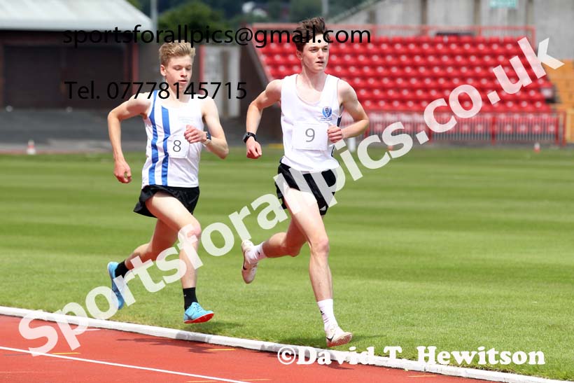 3000 metres Northumberland, Durham and Northumberland Schools, Saturday, June 19th, Gateshead Stadium. Photo: David T. Hewitson/Sports for All Pics
